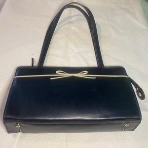 Ann Taylor navy clutch